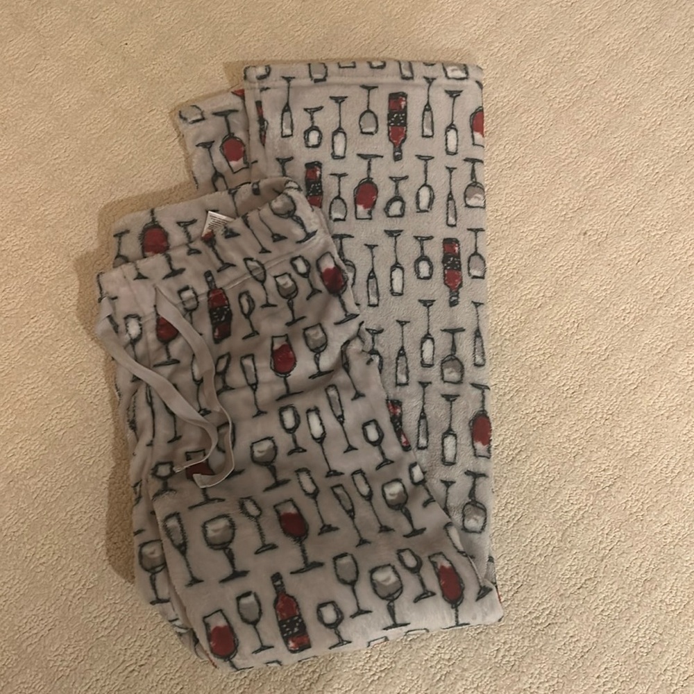 Fuzzy Pajama Pants w Wine Print